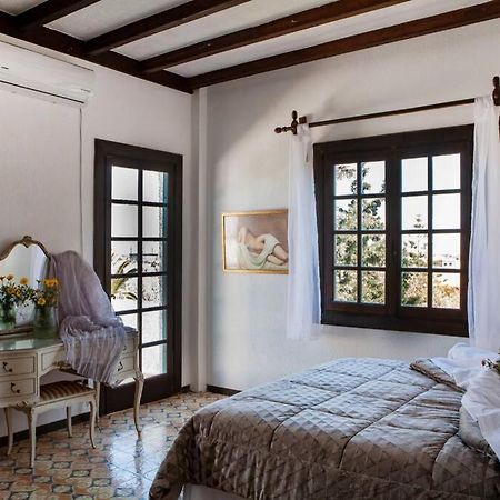 Villa Velissarios: Wonderful Villa Next To Beach Aegina Zewnętrze zdjęcie